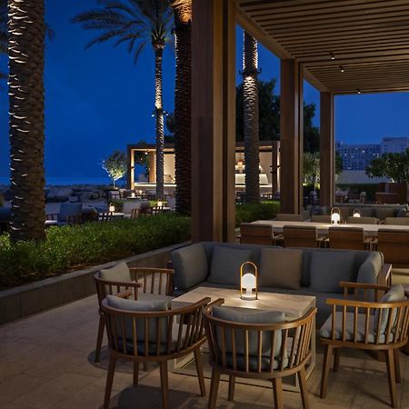 Palace Beach Resort Fudzsejra Kültér fotó The Westin Athens
