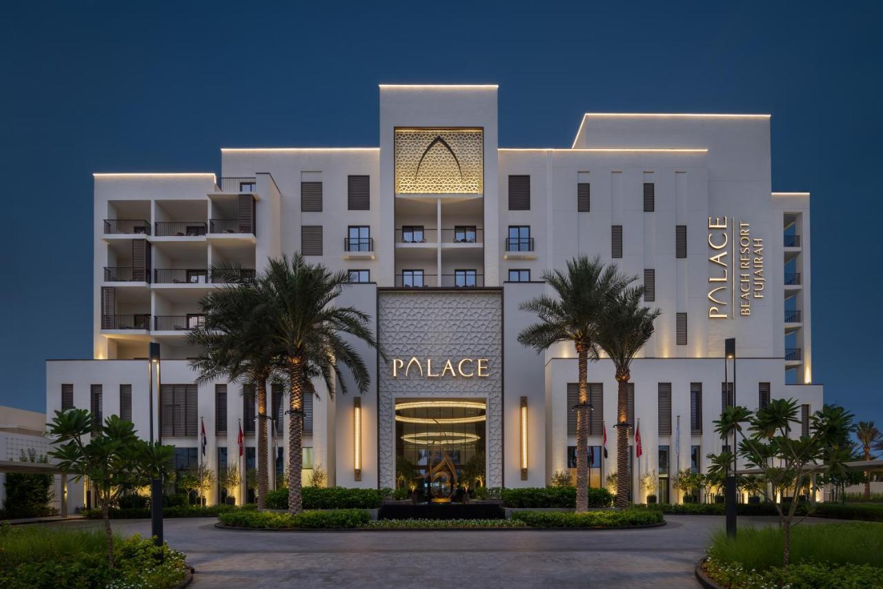Palace Beach Resort Fudzsejra Kültér fotó The Palm Beach Hotel